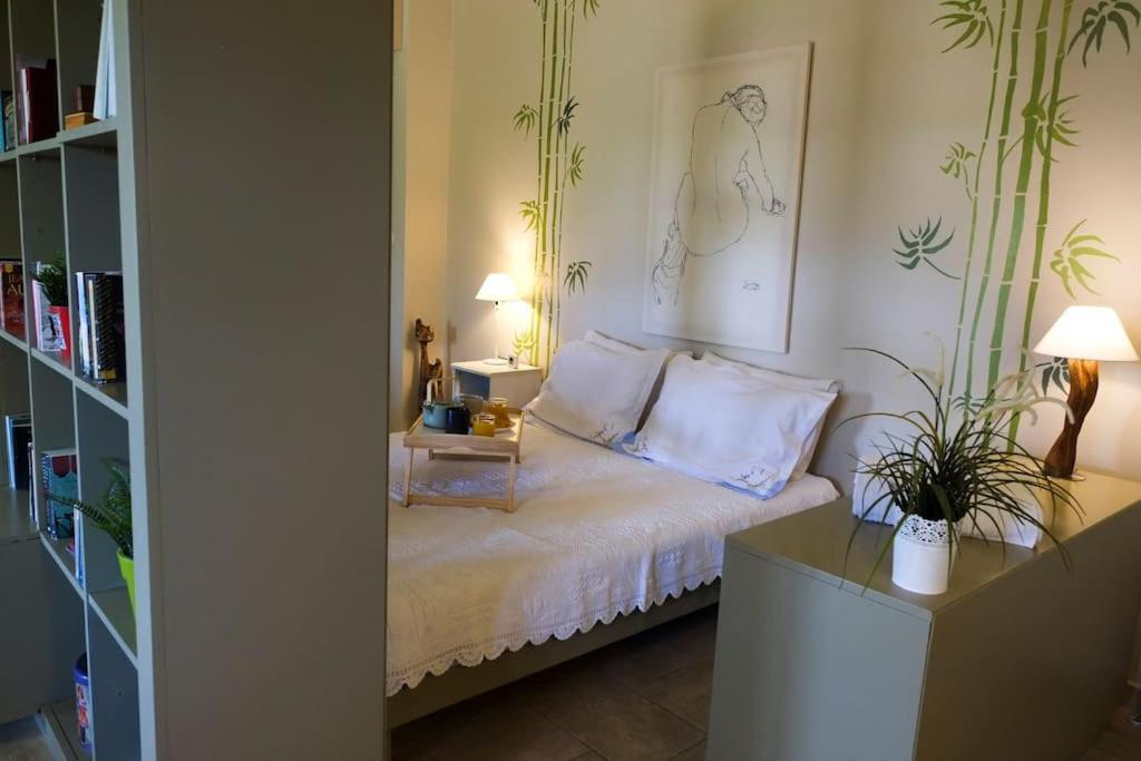 Apartment With Garden In Thessaloniki. Exterior photo